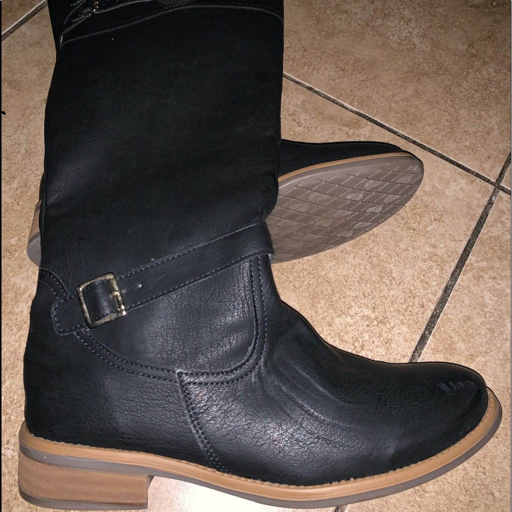 Long black women boots